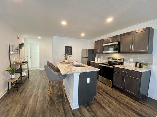 James Management Group