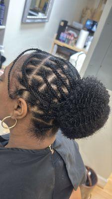 Nadia’s Touch Beauty Lounge