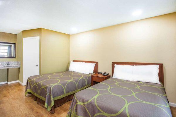 Super 8 by Wyndham Redlands/San Bernardino