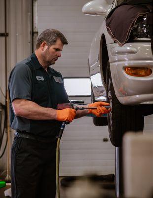 Tire rotation in mechanical sop, Eau Claire, WI