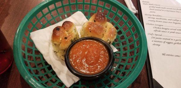 Free bread and marinara sauce. Meh!