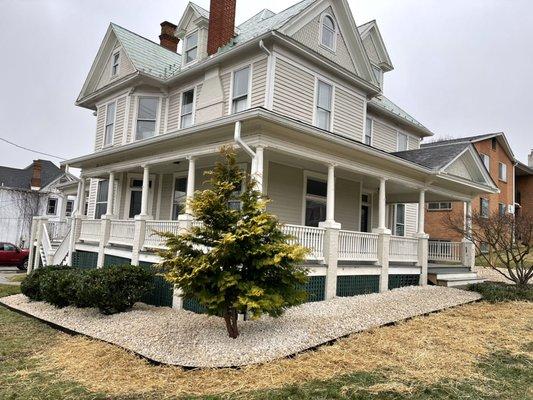 Mulch beds converted to Decorative stone with landscape edging