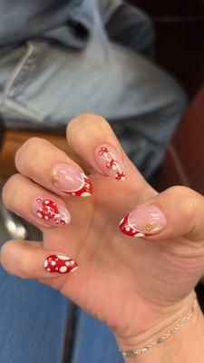 Full set acrylic mushroom nails