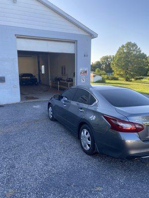 5% tint on side 35% on back