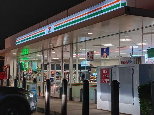 7-Eleven