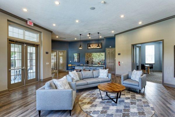 Lantern Woods clubhouse