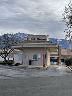 Awesome drive thru location that makes getting a hot dog on a stick so convenient!!