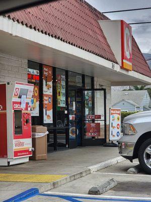 The place to buy your Christmas lottery tickets!