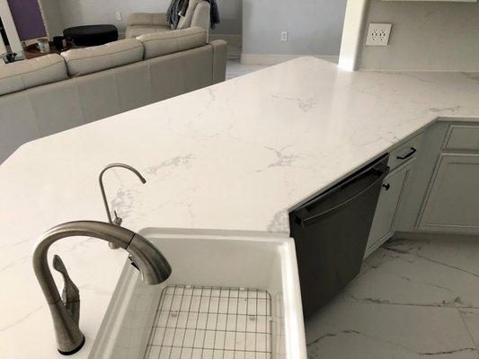 One seam for each angle (2) can barely be seen. Incredible!