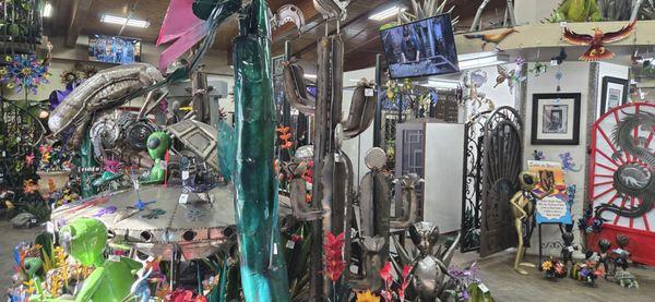 All kinds of cool sh!t!