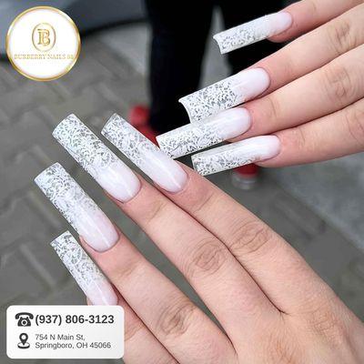 Burberry Nails 88