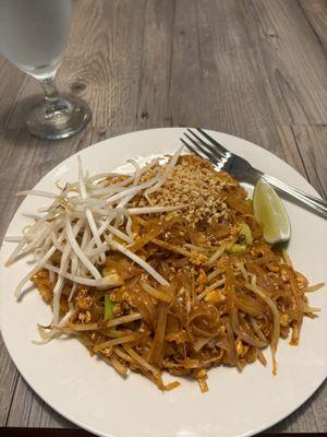 Thai Noodle & Sushi Cuisine