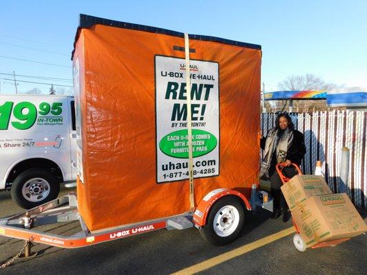 U-Haul Moving & Storage of Elmwood Park