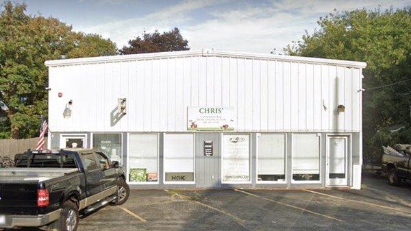 Chris’ Lawnmower and Small Engine Repair