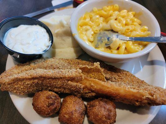 Alumni Sports Bar & Grill