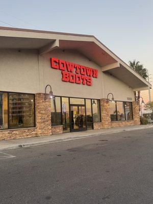 Cowtown Boots