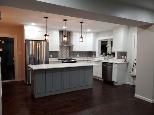 Mena General Contractor