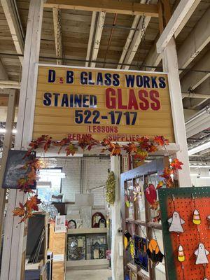 D & B Glass Works