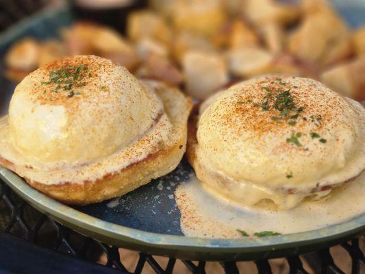 Canadian Bacon Eggs Benedict