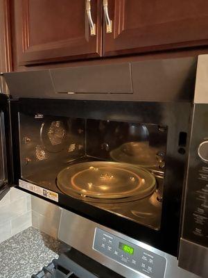 H & W Cleaning Services