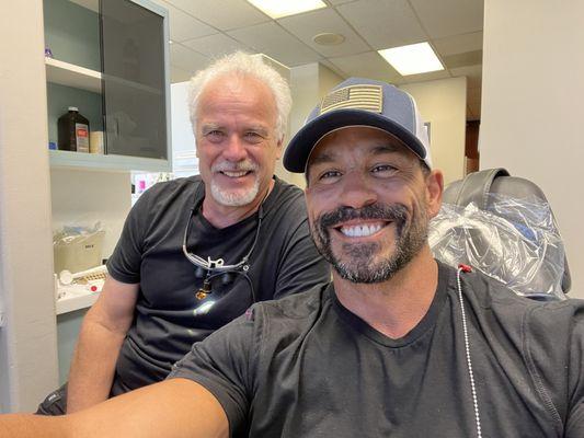 Aliso Viejo, CA Cosmetic Dentist - Dr. E. John Moreno