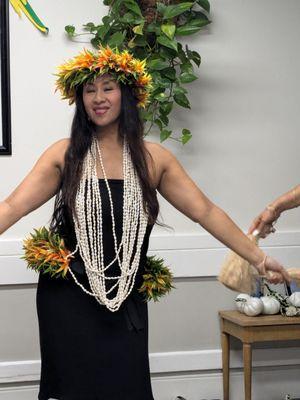 Don't of the beautiful dancers.