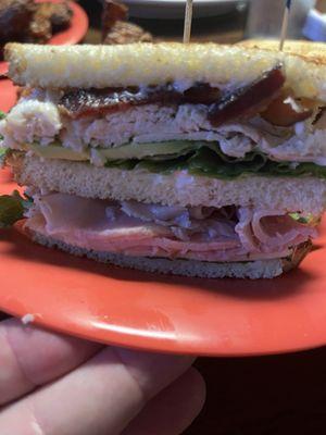 Clubhouse Bar & Grill