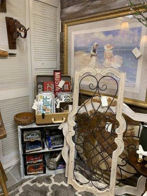 Got ideas to reuse license plates? Come here to get some!