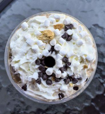 Topping of the iced s'mores latte