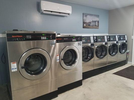 Four 20# washers, one 30# washer, one 40# washer