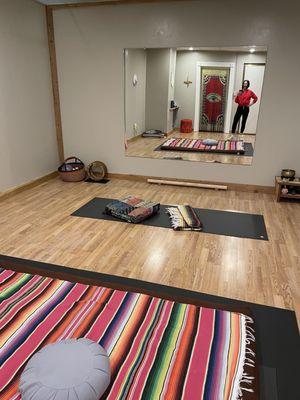 AAA Taylor Glass & Mirror