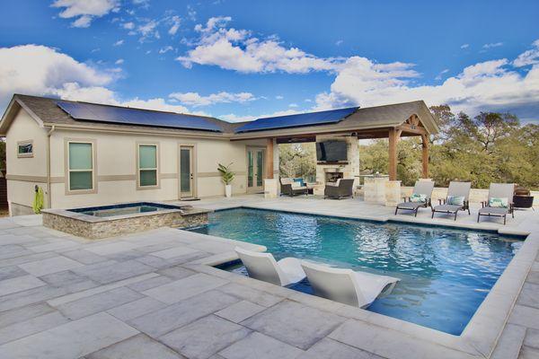 Backyard Vacation Oasis