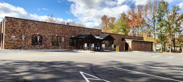 Entrance to the West Deptford Free Public Library