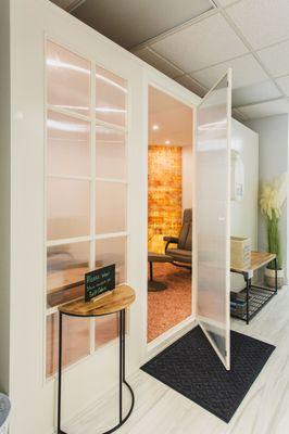 Salt Cabin - Salt Therapy only. A relaxing 40 minute session.