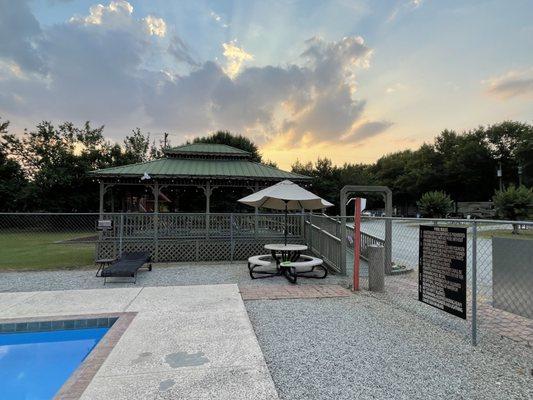 Twin Oaks RV Park