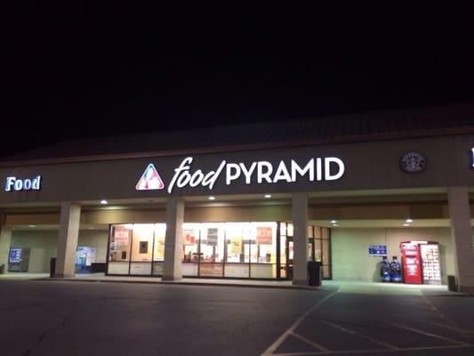 Food Pyramid late night
