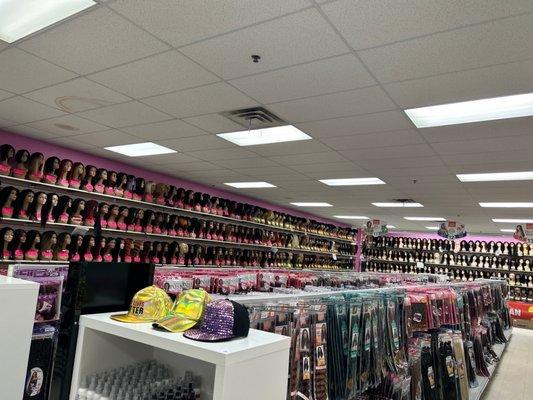 Not enough is in this picture.