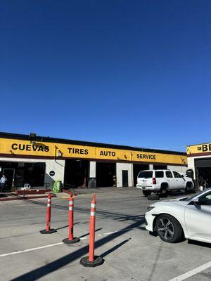 Cuevas Tires