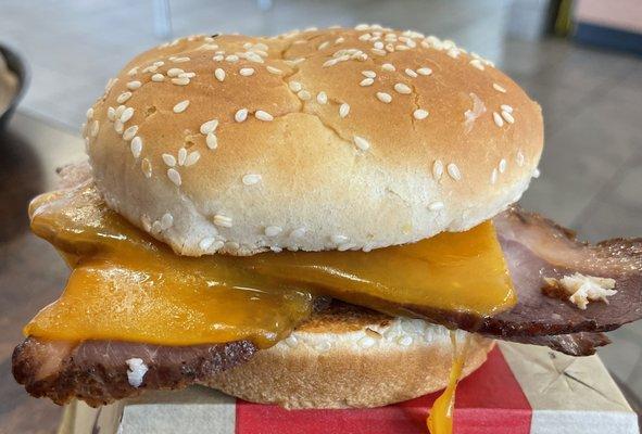 This is what they actually serve!