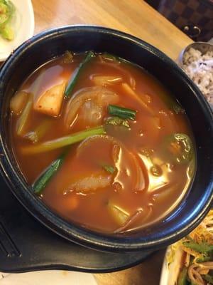 Bean paste squid soup