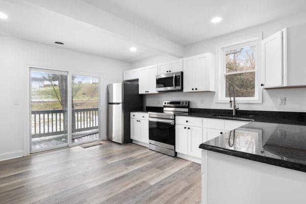 Emmanuel Manny De La Cruz - Coldwell Banker