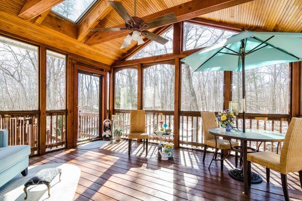 Sandra Visser - eXp Realty