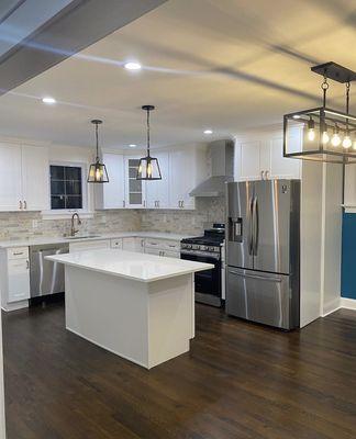 Color Chameleon Company