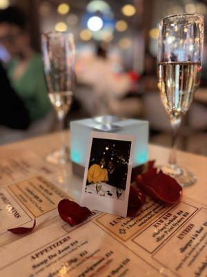 Rosé Bistro & Champagne Bar