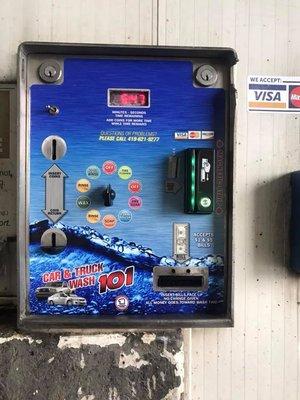 credit cards accepted at all bays