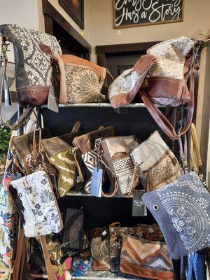 Mary Ann's Floral & Gifts