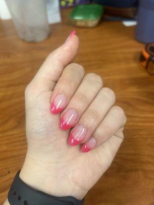 Mimi's Nails Star
