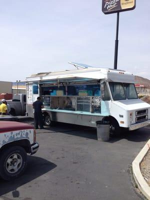 Great Mexican food on the roadside.