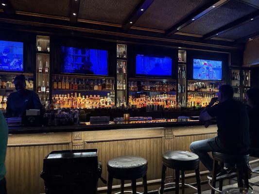 The Cove Cocktail Bar