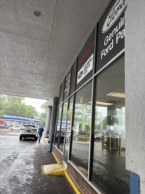 Lindsay Collision Center Wheaton